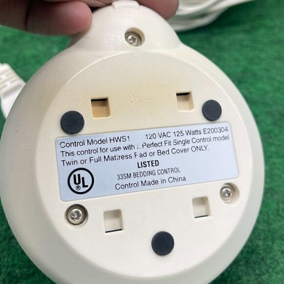 33SM Bedding Control 120 VAC 125 Watts E200304 - Picture 2 of 2